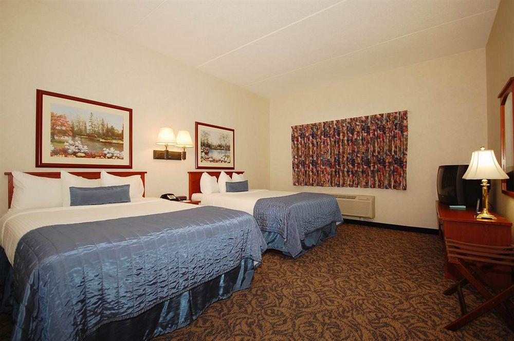 Baymont By Wyndham Des Moines Airport Hotel Luaran gambar